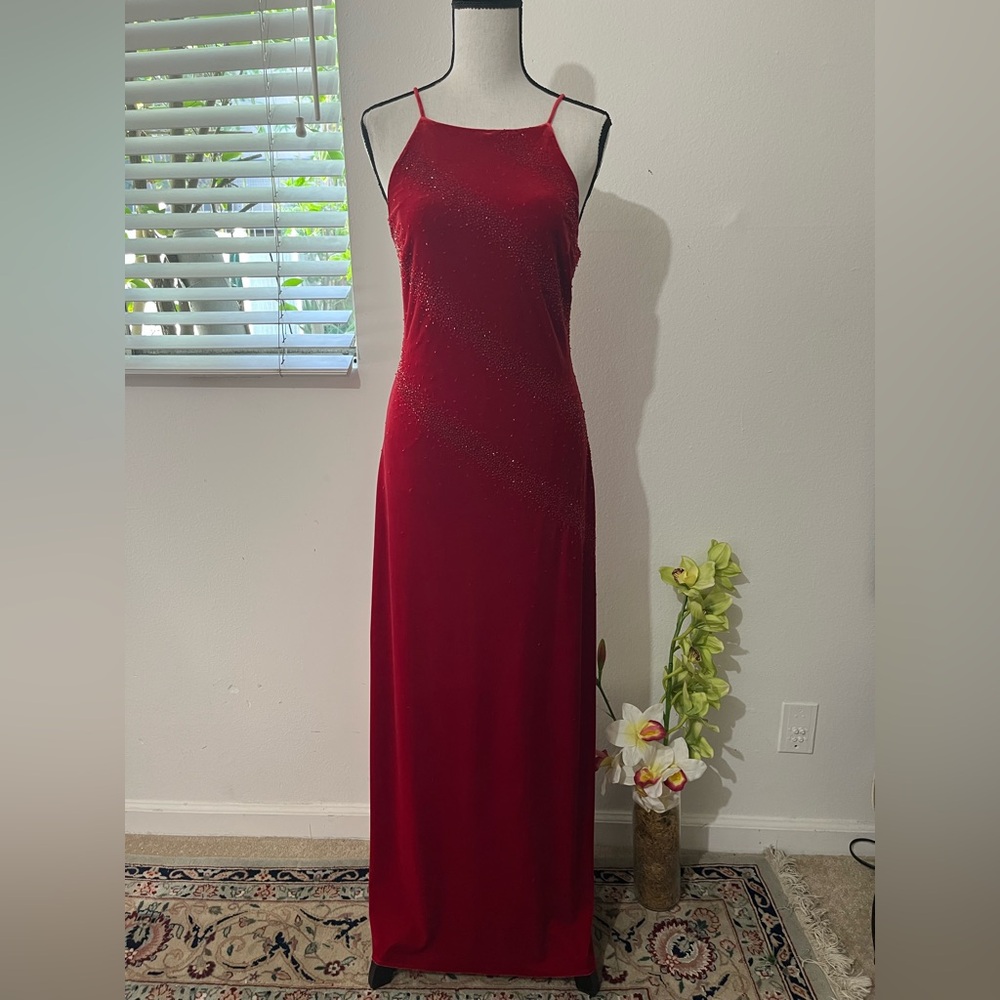 DE LARU Chic Backless Red Velvet Dress .